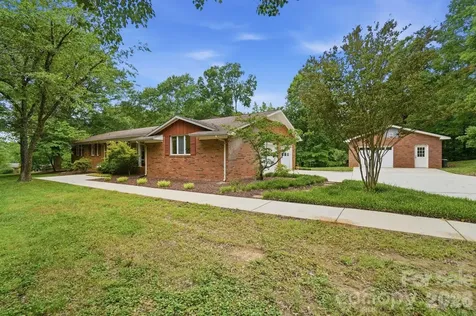 201 Hickory Hill Lane Stanley NC 28164