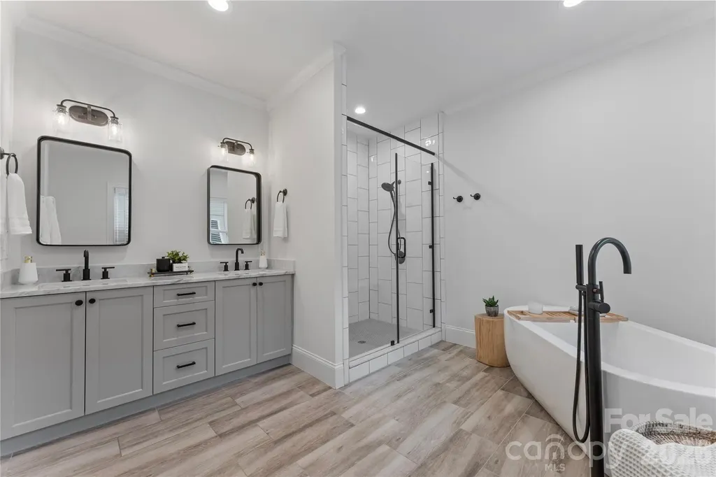 429 Pecan Avenue Charlotte NC 28204