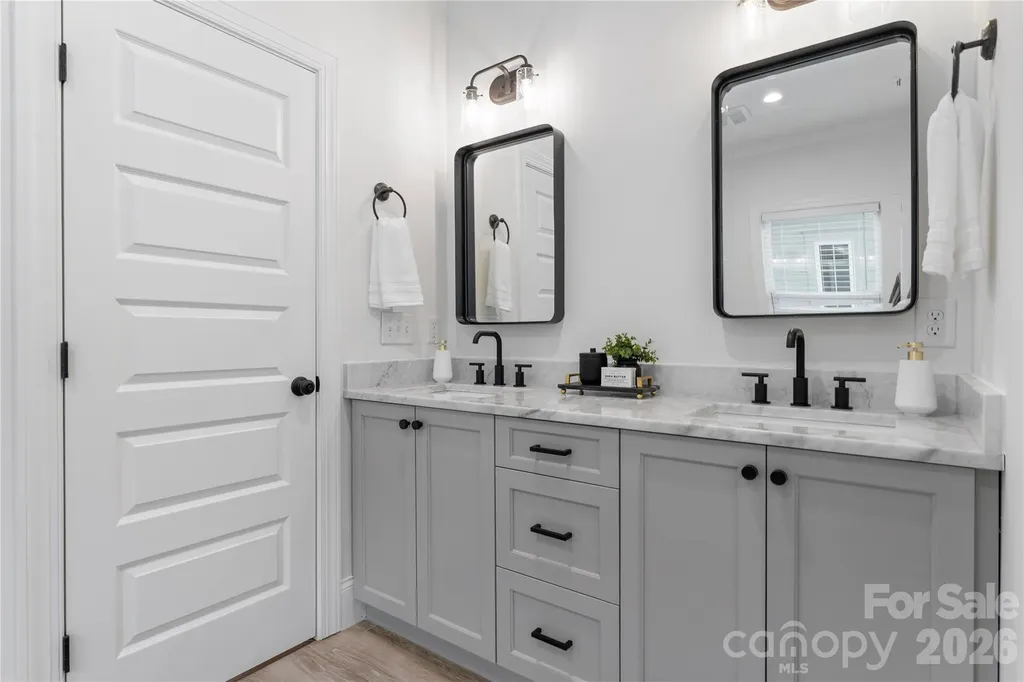 429 Pecan Avenue Charlotte NC 28204