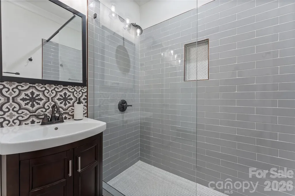 429 Pecan Avenue Charlotte NC 28204
