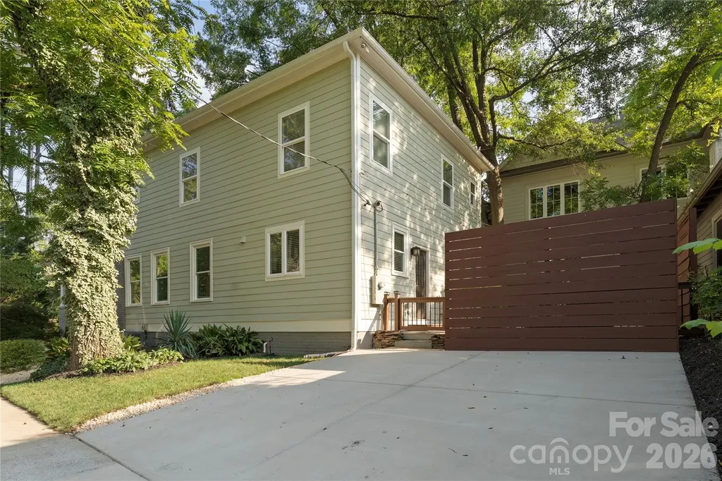 429 Pecan Avenue Charlotte NC 28204