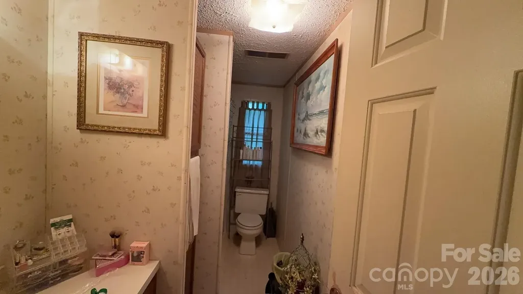 468 Long Branch Road Green Mountain NC 28740