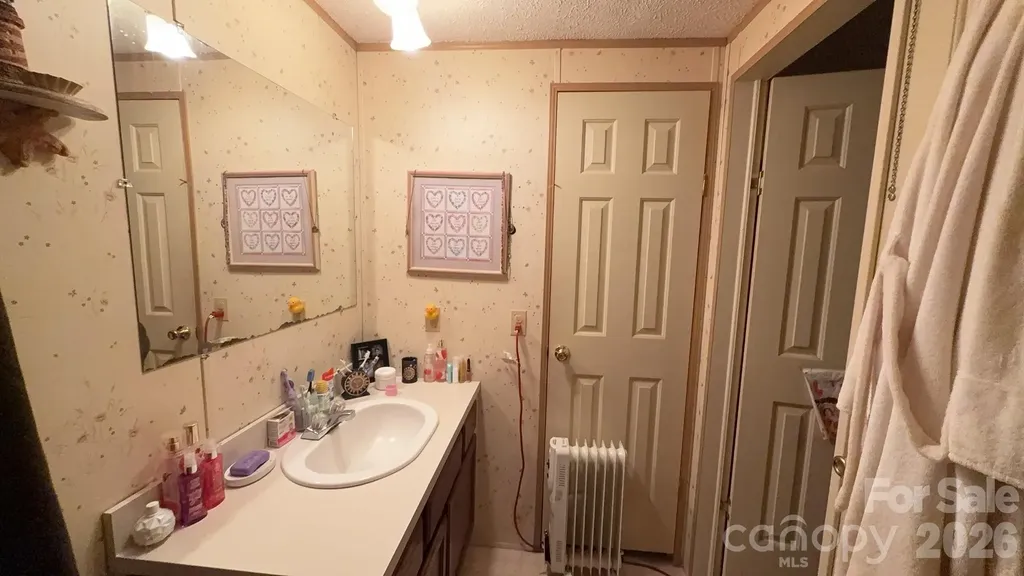 468 Long Branch Road Green Mountain NC 28740