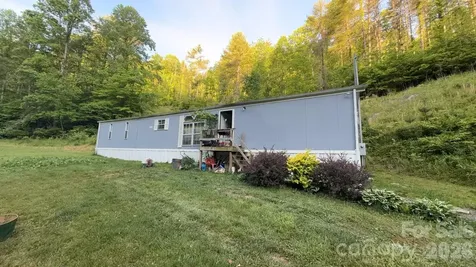 468 Long Branch Road Green Mountain NC 28740