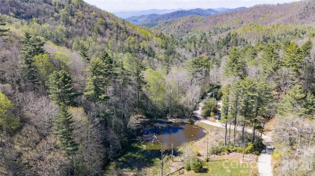 4419 Flat Mountain Road Highlands NC 28741