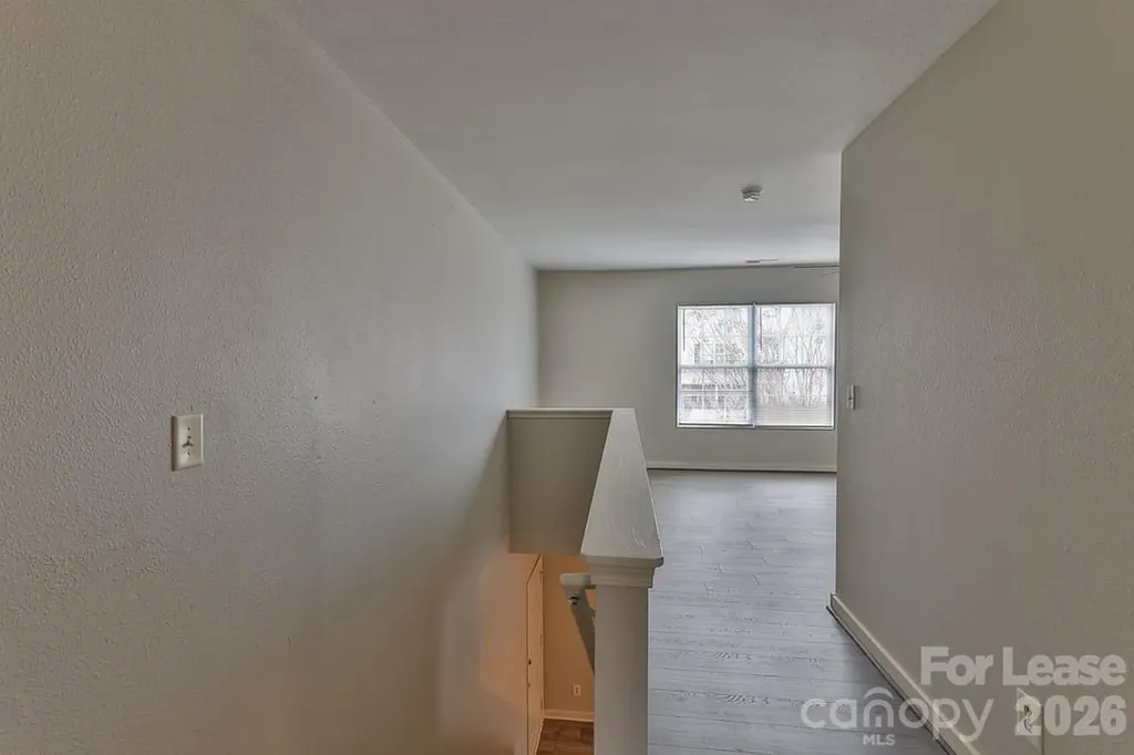 8946 Chalkstone Road Charlotte NC 28216