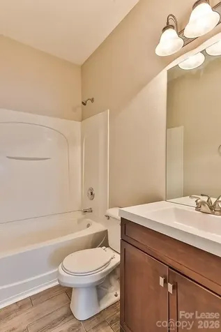 8946 Chalkstone Road Charlotte NC 28216