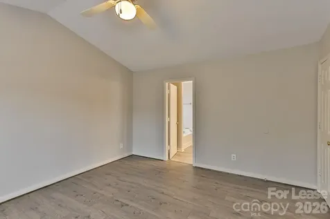 8946 Chalkstone Road Charlotte NC 28216