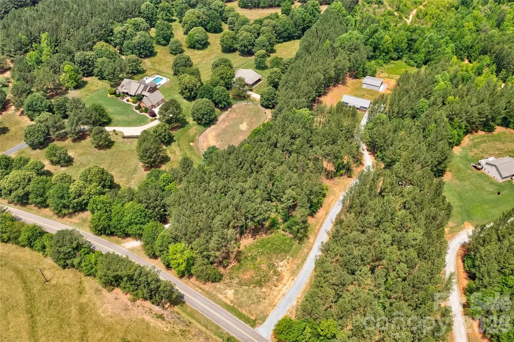 1733 Timber Drive Mooresboro NC 28114