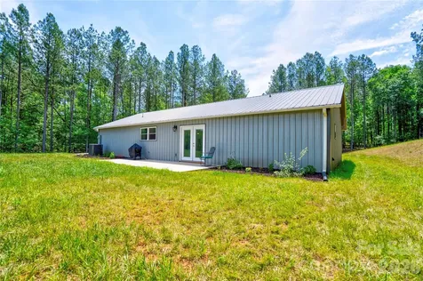 1733 Timber Drive Mooresboro NC 28114