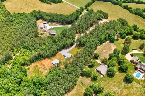 1733 Timber Drive Mooresboro NC 28114