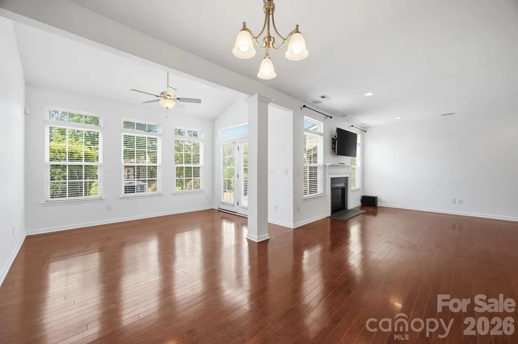 2162 Belle Vernon Avenue Charlotte NC 28210