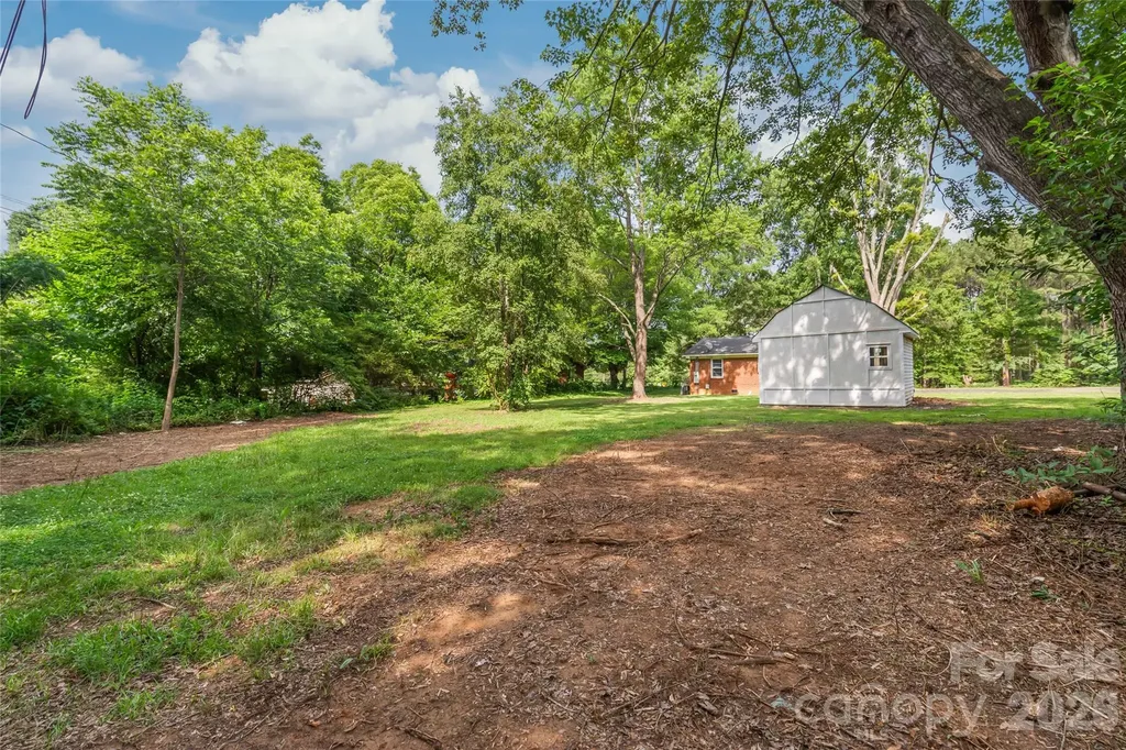 607 N Rocky River Road Monroe NC 28110