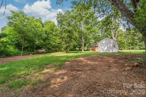 607 N Rocky River Road Monroe NC 28110