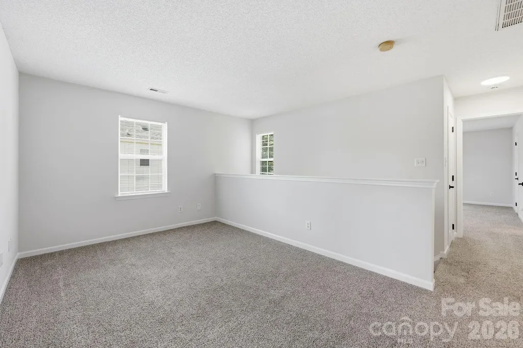 6912 Alanbrook Road Charlotte NC 28215