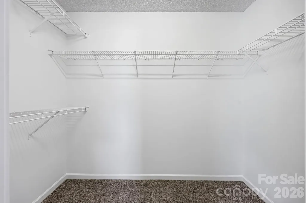 6912 Alanbrook Road Charlotte NC 28215