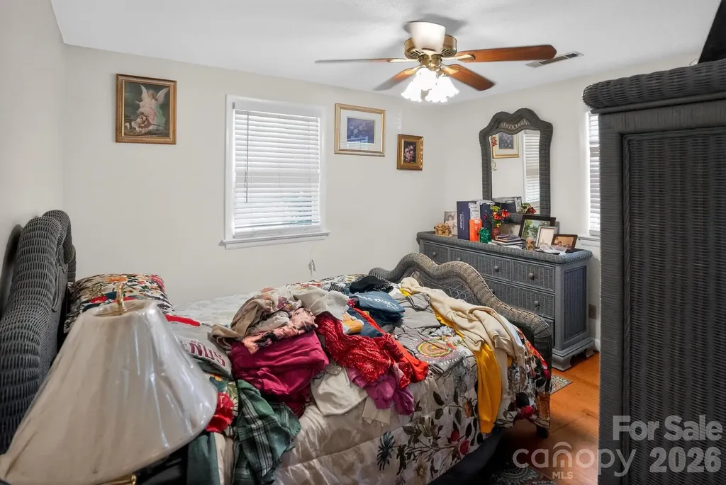 2291 19th Avenue NE Hickory NC 28601