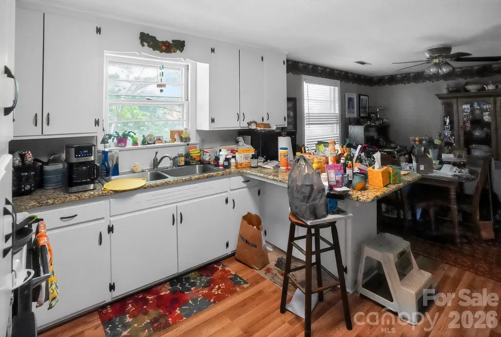 2291 19th Avenue NE Hickory NC 28601