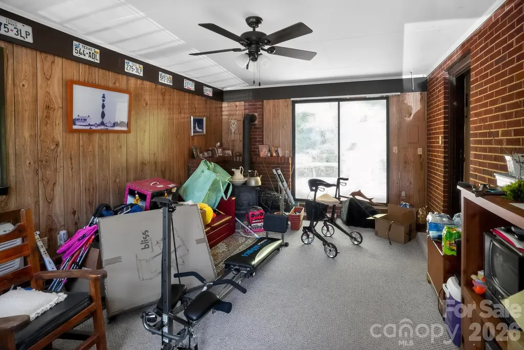 2291 19th Avenue NE Hickory NC 28601