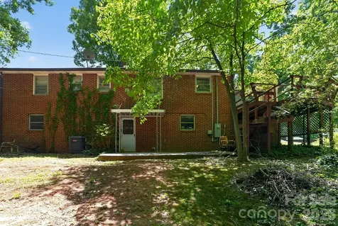 2291 19th Avenue NE Hickory NC 28601