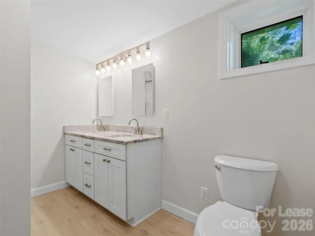112 W Main Street Burnsville NC 28714
