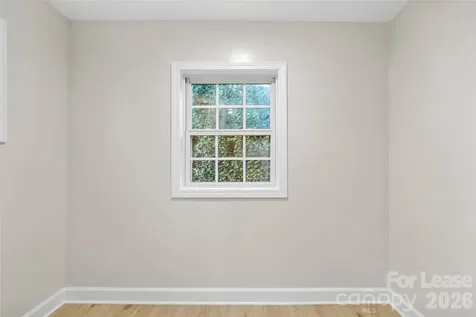 112 W Main Street Burnsville NC 28714
