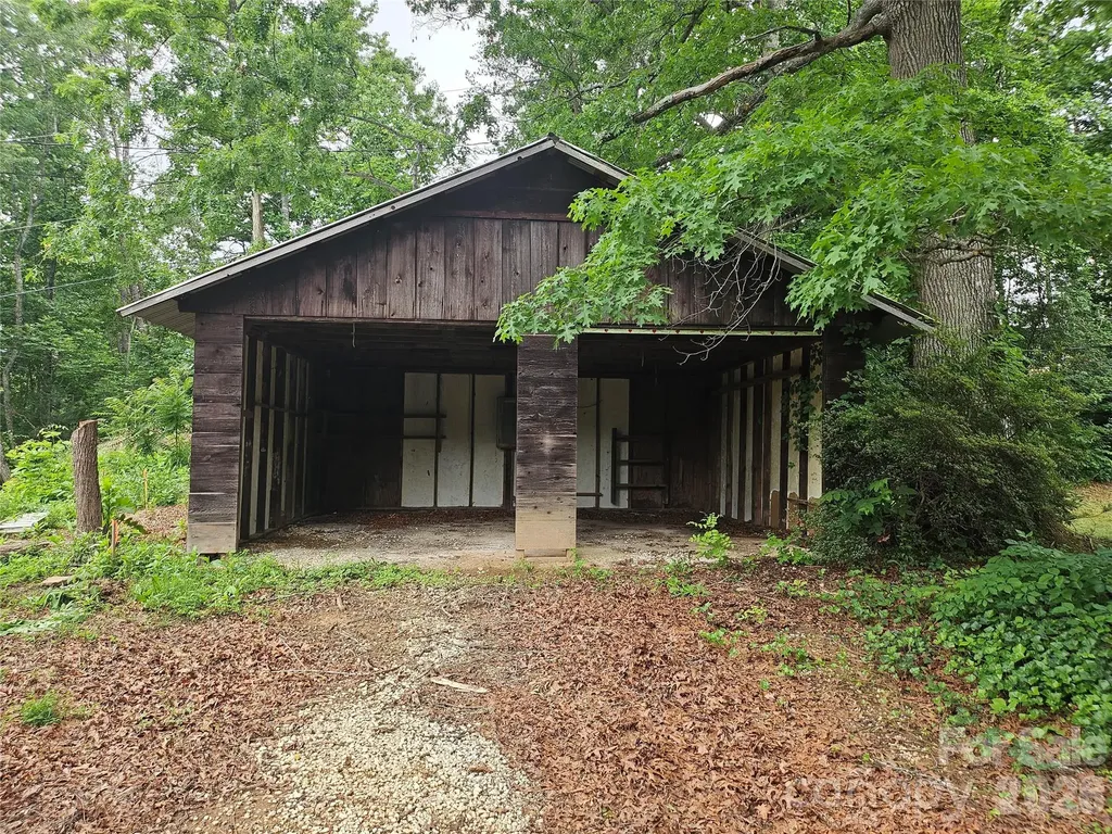 610 Emmas Grove Road Fletcher NC 28732