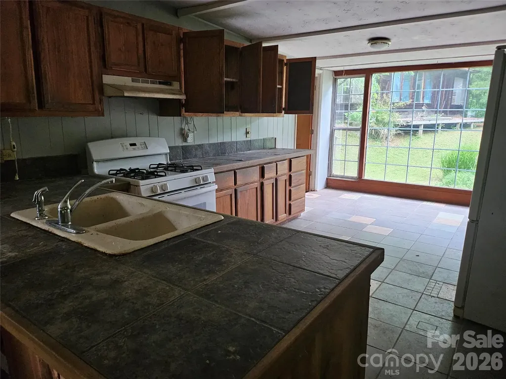 610 Emmas Grove Road Fletcher NC 28732