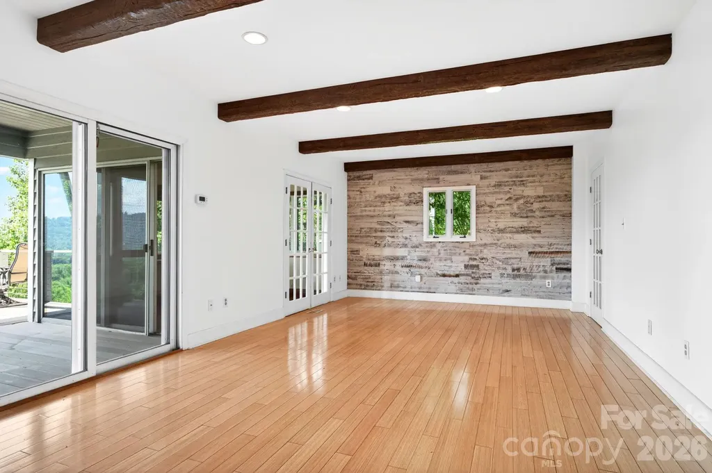 38 Lookout Road Asheville NC 28804