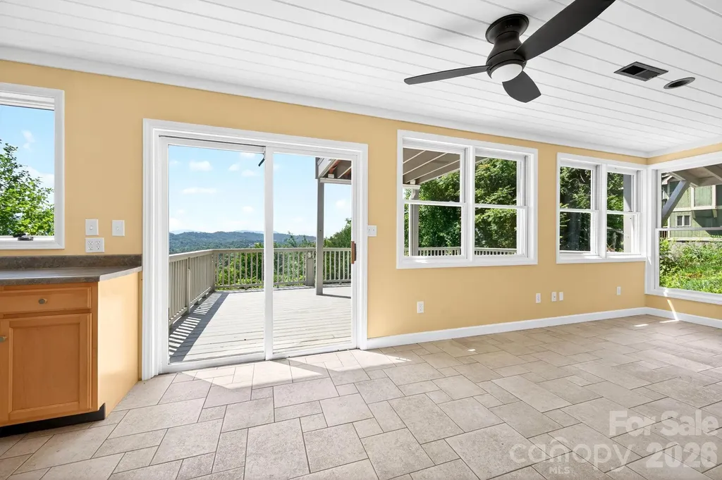 38 Lookout Road Asheville NC 28804