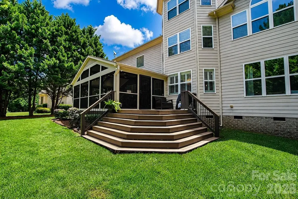 10209 Treetop Lane Cornelius NC 28031