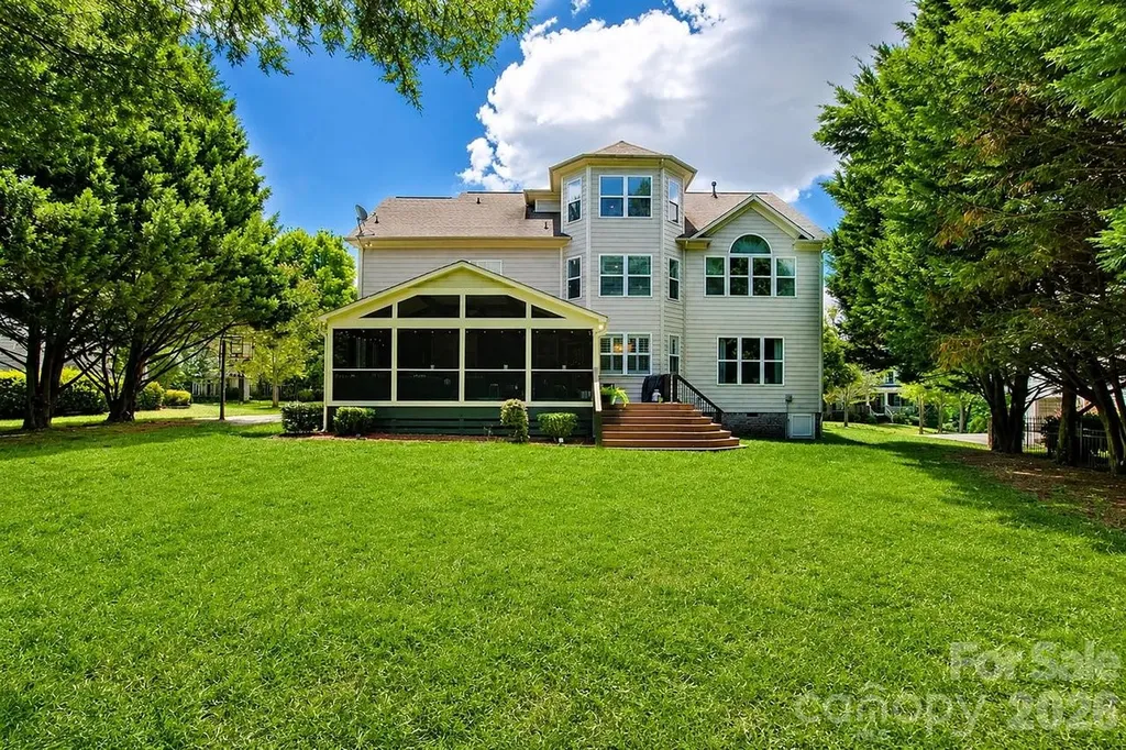 10209 Treetop Lane Cornelius NC 28031