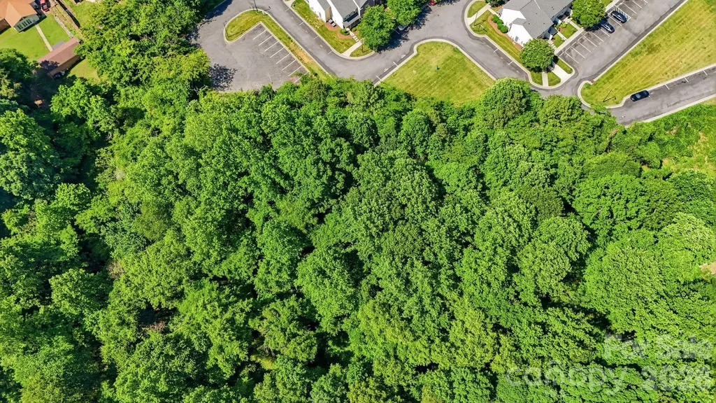 1321 Mecklenburg Highway Mooresville NC 28115