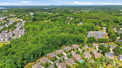 1321 Mecklenburg Highway Mooresville NC 28115
