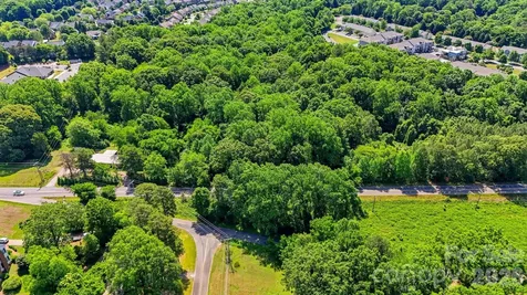 1321 Mecklenburg Highway Mooresville NC 28115