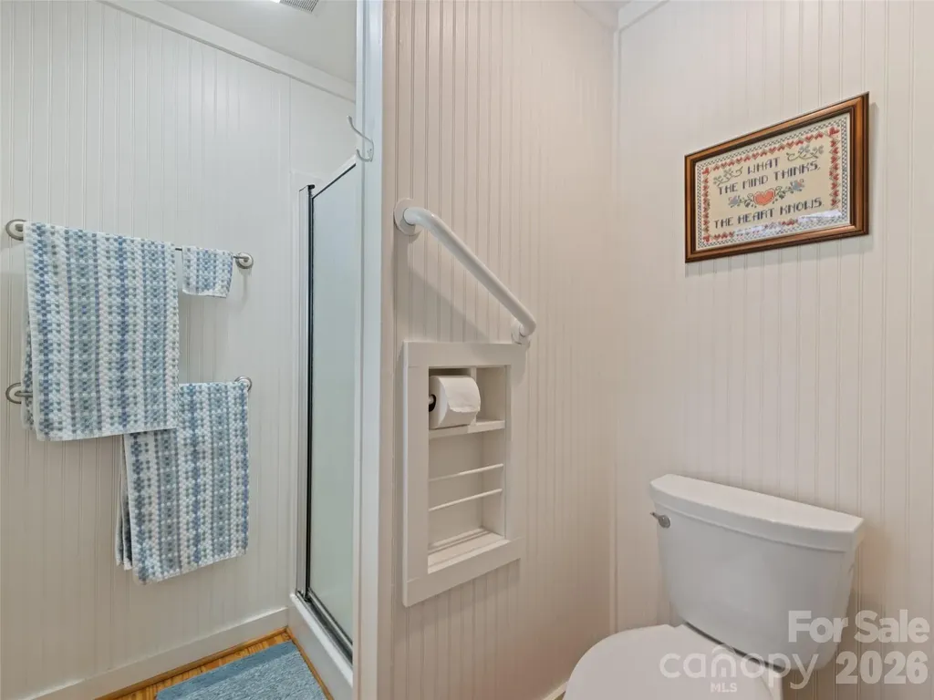 404 Red Bank Road Waynesville NC 28786