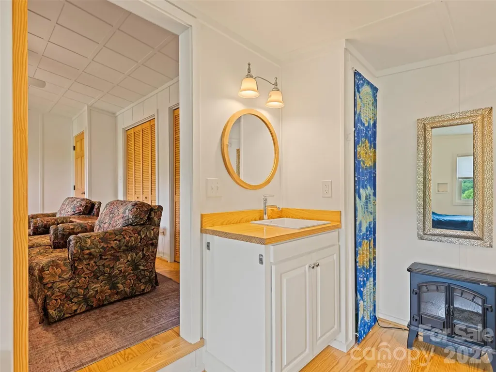 404 Red Bank Road Waynesville NC 28786