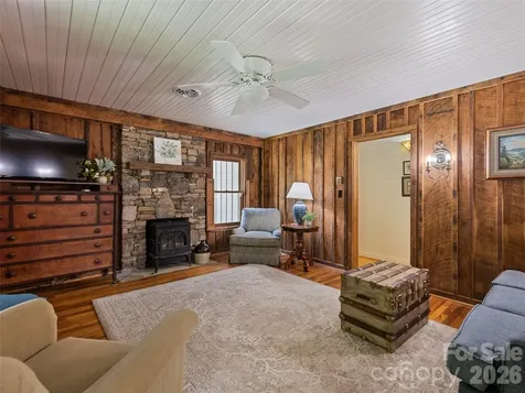 404 Red Bank Road Waynesville NC 28786