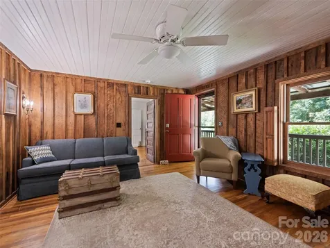 404 Red Bank Road Waynesville NC 28786
