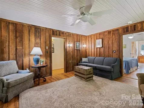 404 Red Bank Road Waynesville NC 28786