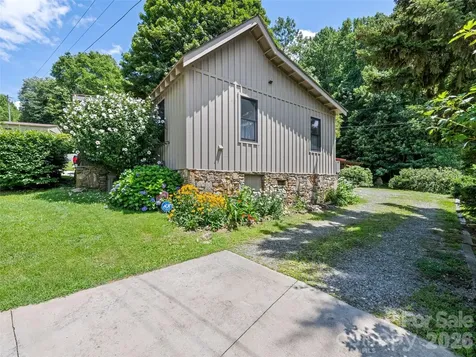 404 Red Bank Road Waynesville NC 28786
