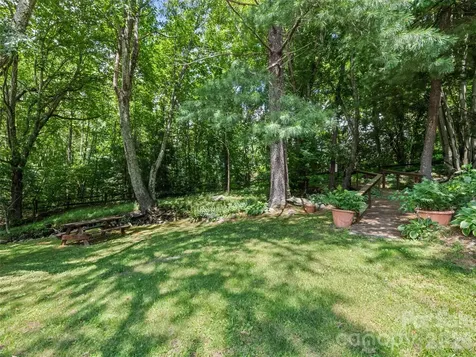 404 Red Bank Road Waynesville NC 28786