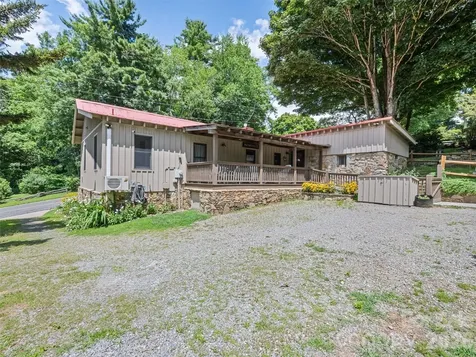 404 Red Bank Road Waynesville NC 28786