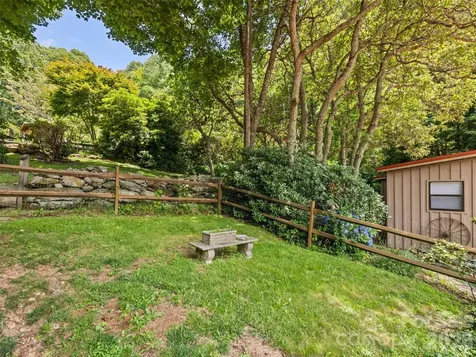 404 Red Bank Road Waynesville NC 28786