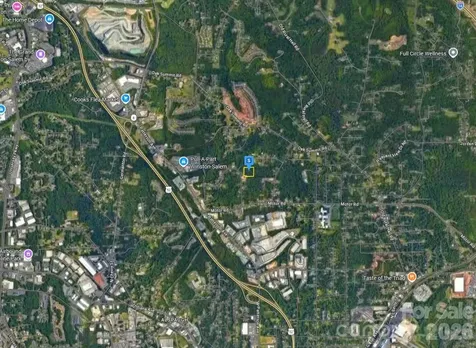 4660 Woodhurst Drive NE Winston Salem NC 27105