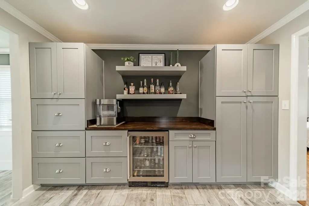 3723 Litchfield Road Charlotte NC 28211