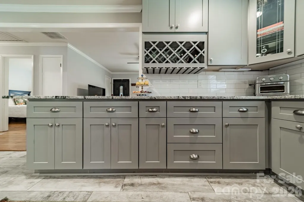 3723 Litchfield Road Charlotte NC 28211
