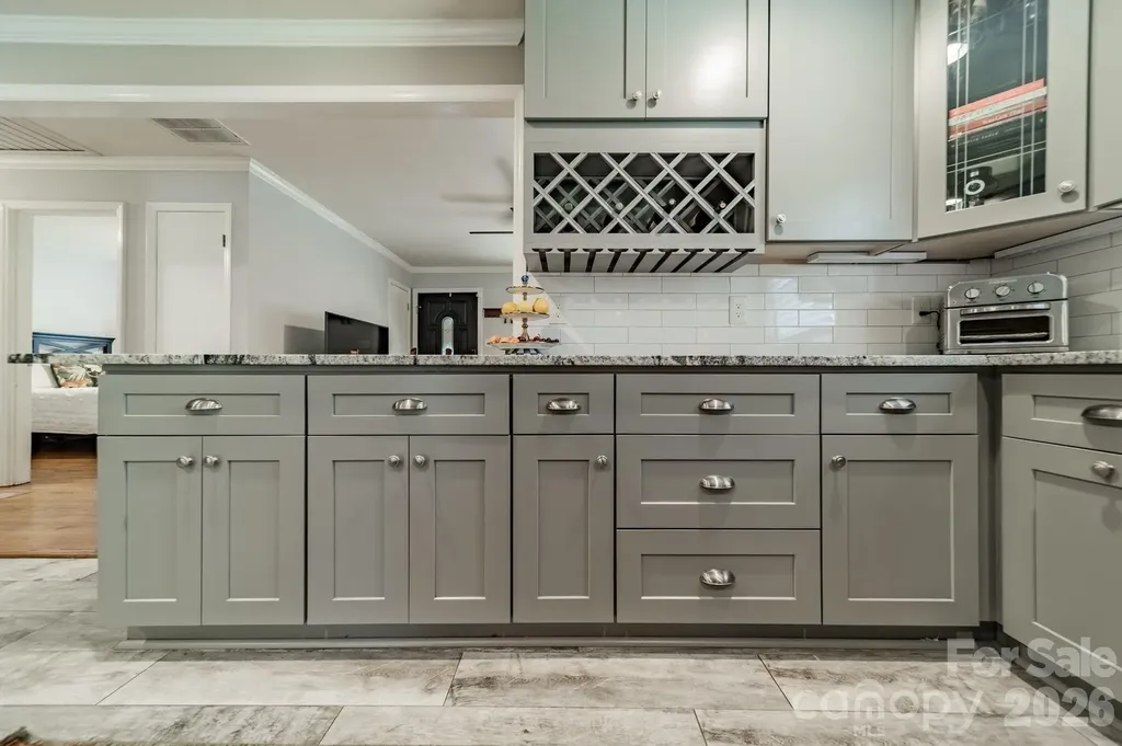 3723 Litchfield Road Charlotte NC 28211