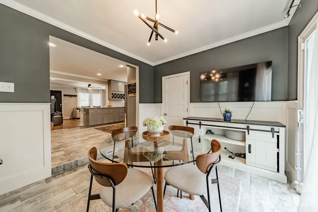 3723 Litchfield Road Charlotte NC 28211