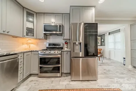 3723 Litchfield Road Charlotte NC 28211